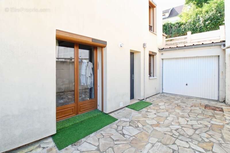 Maison à MONTATAIRE