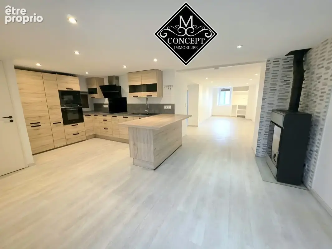 Exclusivité*Maison de Village*110m2*4 chambres*1 studio*Anglefort - photo 1