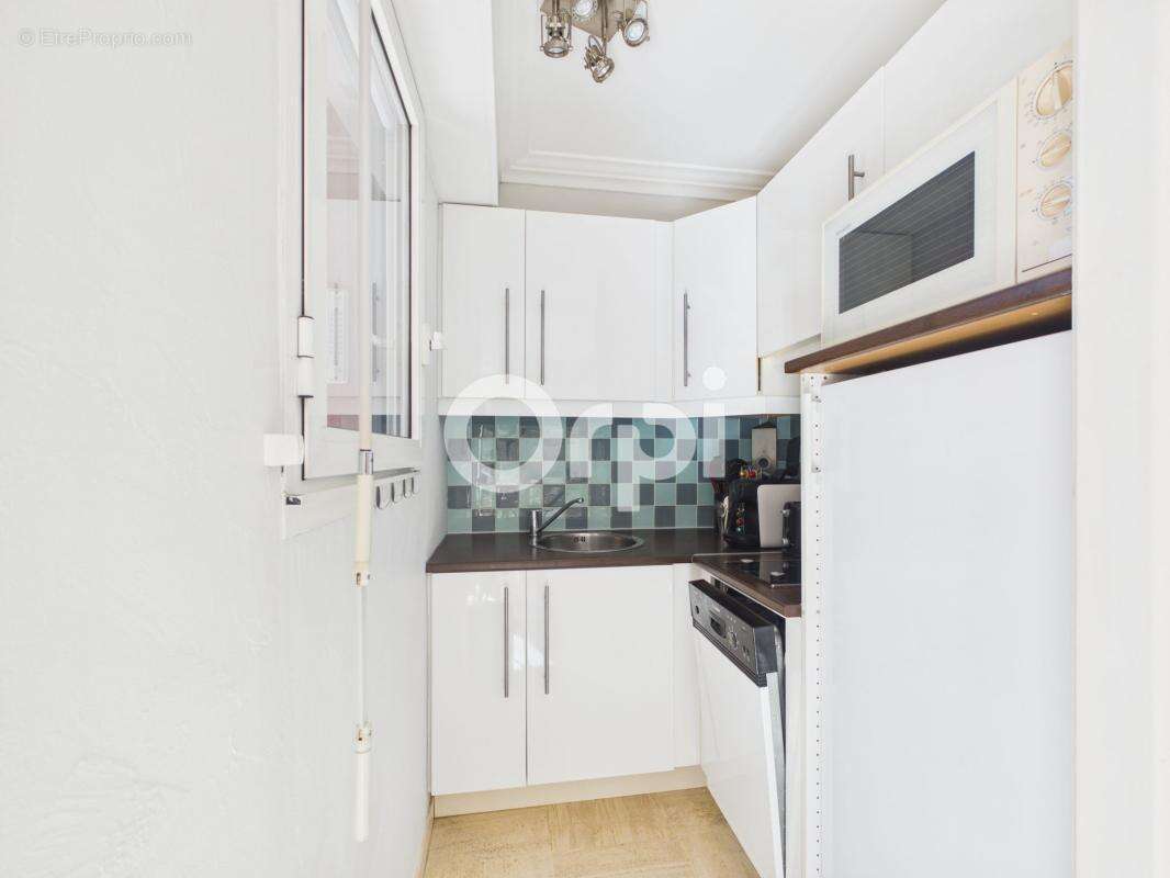 Appartement à MANDELIEU-LA-NAPOULE