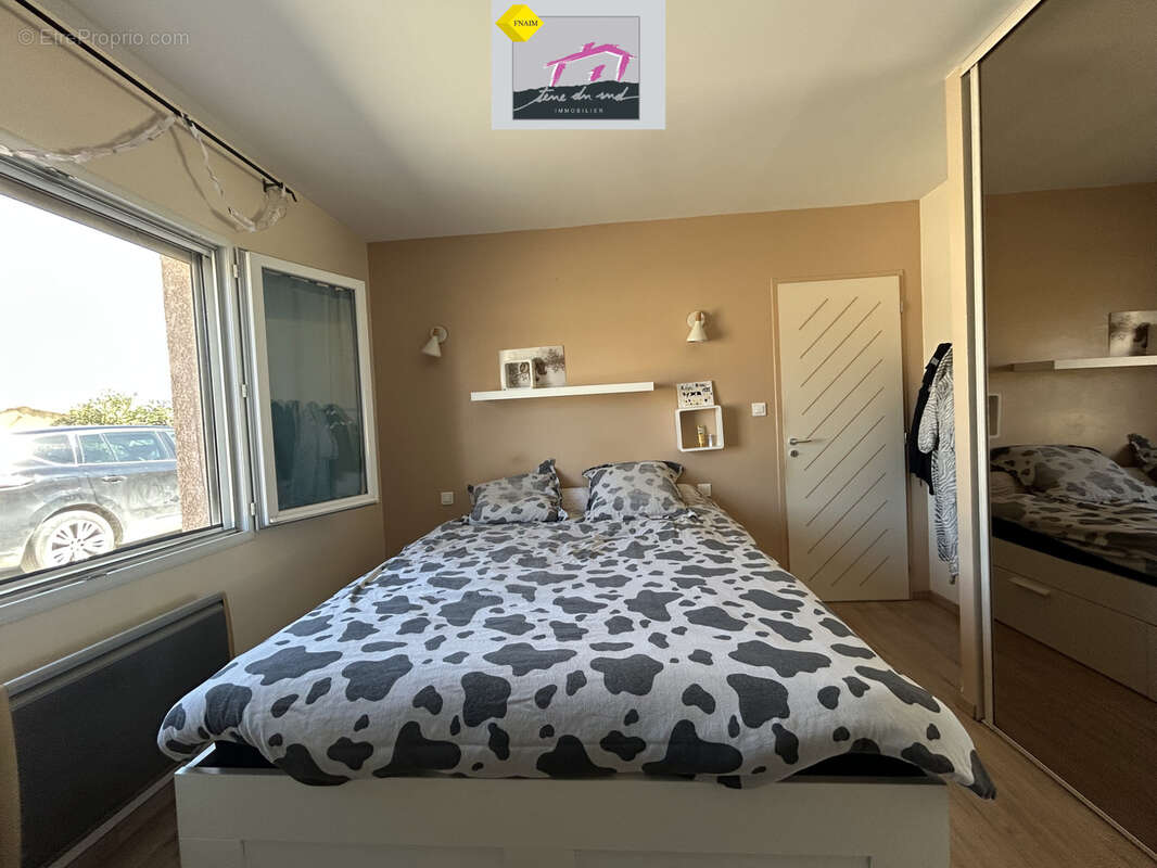 Maison de plain-pied avec Garage, jardin et piscine - photo 9