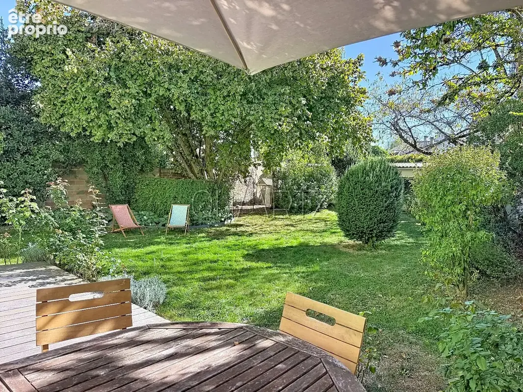 Maison 10 pièces 197 m² à vendre à Le Chesnay (78150) - photo 2