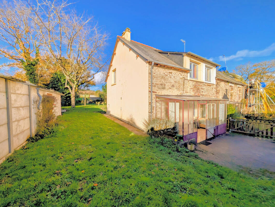 Maison à TREHORENTEUC