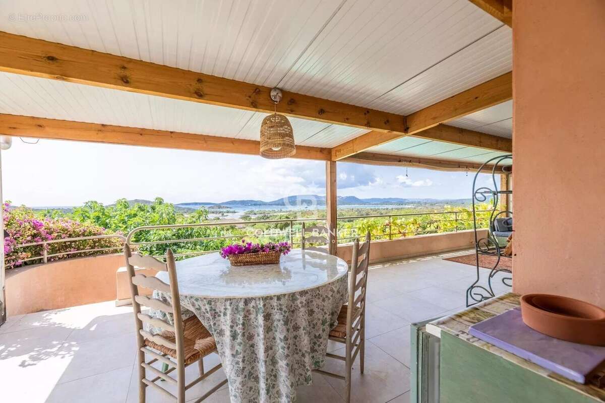 Maison à PORTO-VECCHIO