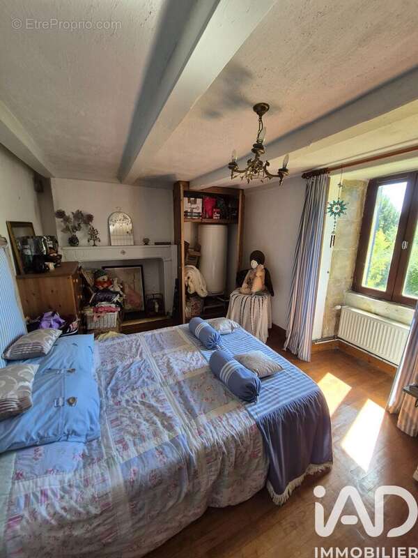 Maison 132 m² à Fontenille  - photo 6