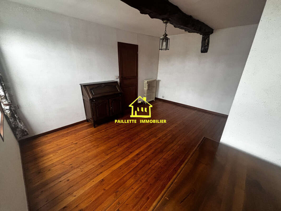 Maison à MONTIVILLIERS