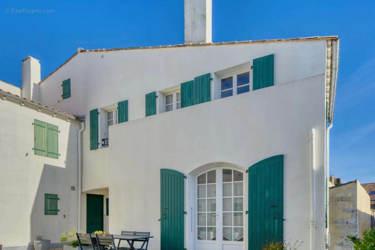 Appartement à SAINT-MARTIN-DE-RE