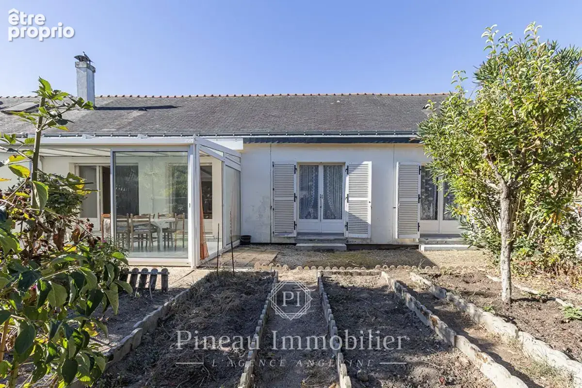 Maison de plain pied - Angers Village Anjou - 4 chambres - Véranda - Jardin - Garage - photo 8