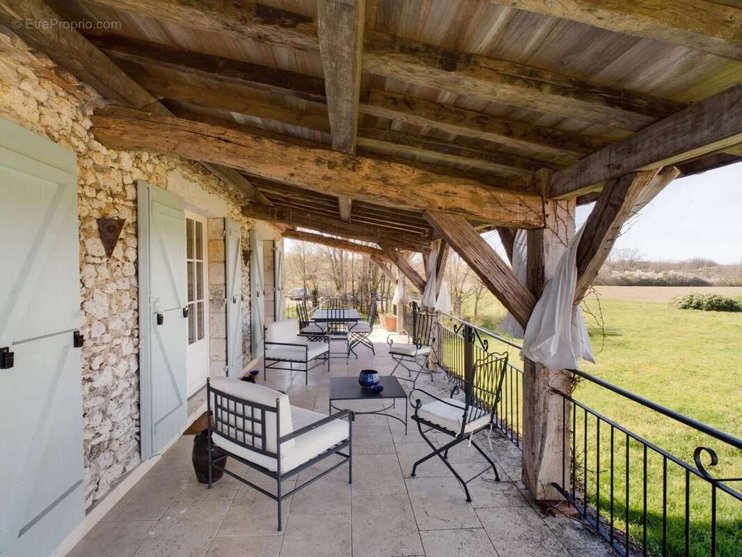 Maison à EYMET