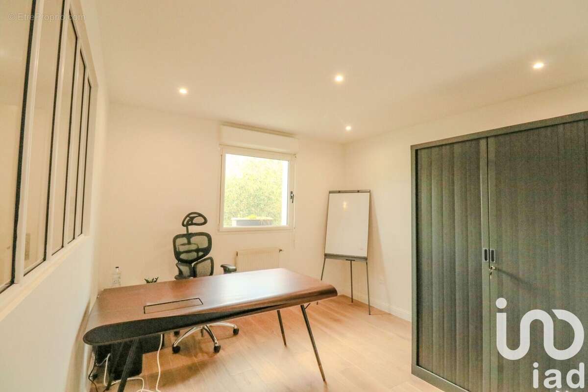 Photo 7 - Maison à BUSSY-SAINT-GEORGES