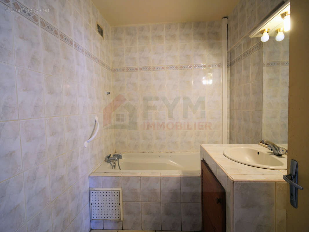 Appartement à SAINT-DENIS