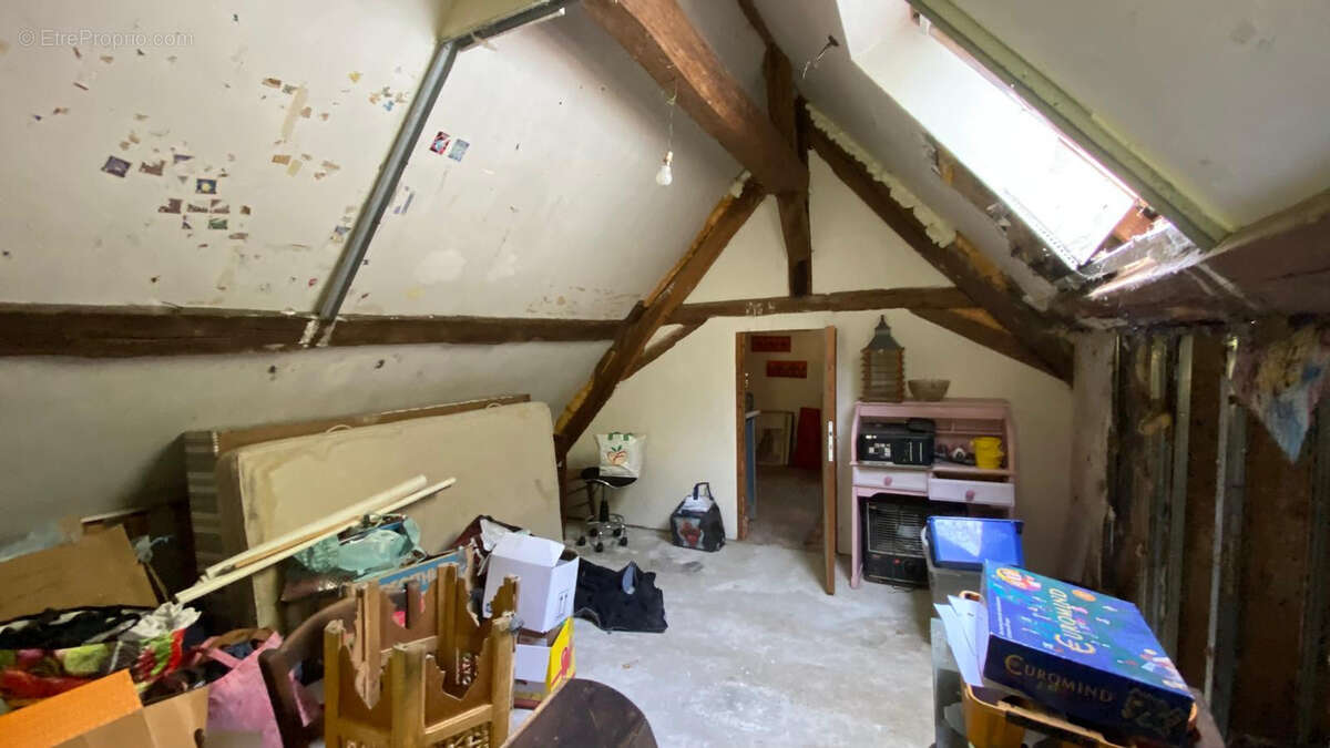 Maison ancienne 4 pièces au charme atypique en cœur de ville - photo 6