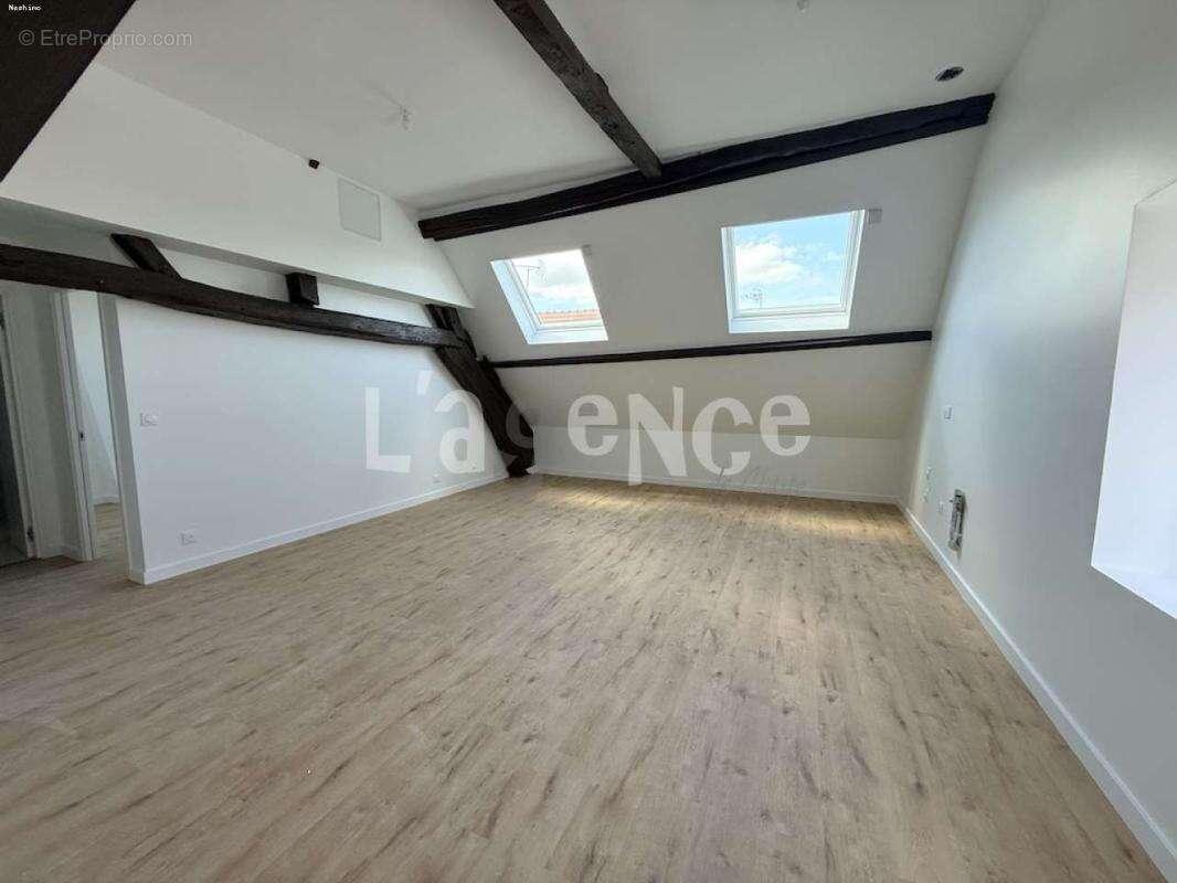 Appartement à CLAYE-SOUILLY
