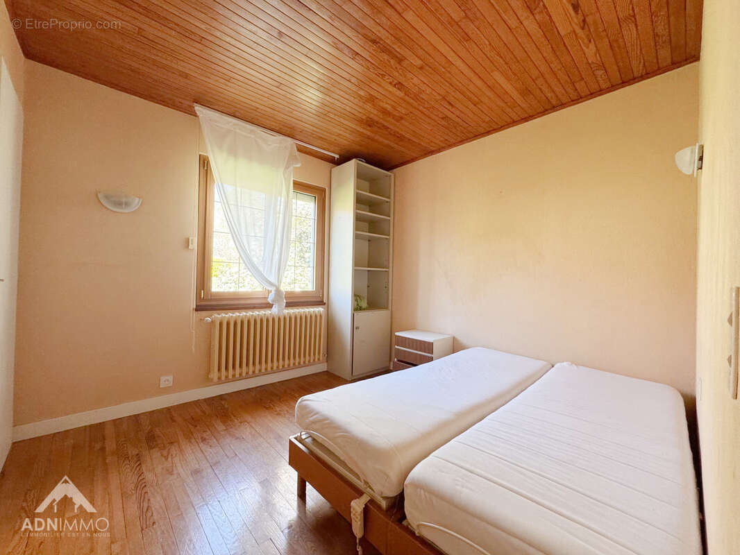Maison à THOIRY