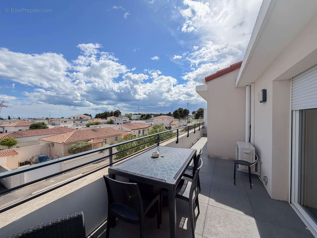 Appartement à PORT-DE-BOUC