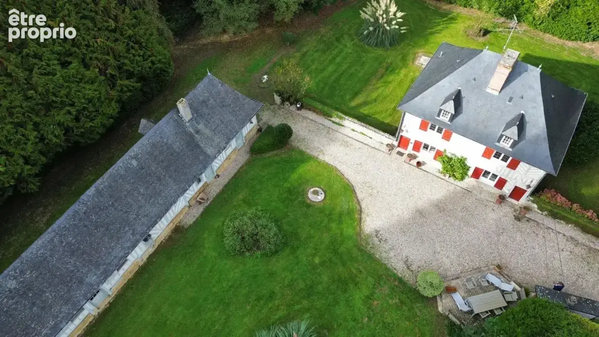 joli manoir de 156 M2 en surface utile avec son annexe sur une terrain d'1,3 hectares arboré - photo 23