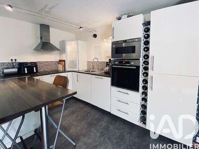 Photo 2 - Maison à LUZ-SAINT-SAUVEUR