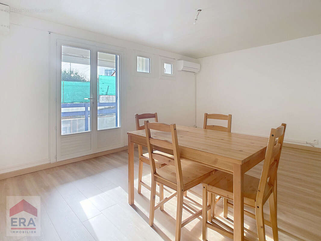 Appartement à MARSEILLE-14E