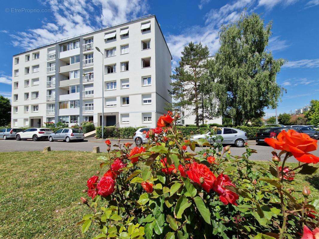 Appartement À Vendre - photo 2