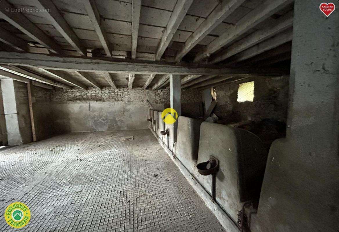 Maison à BENEVENT-L'ABBAYE