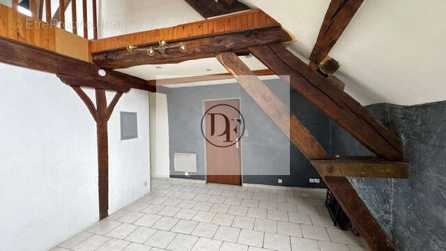 Appartement à PITHIVIERS