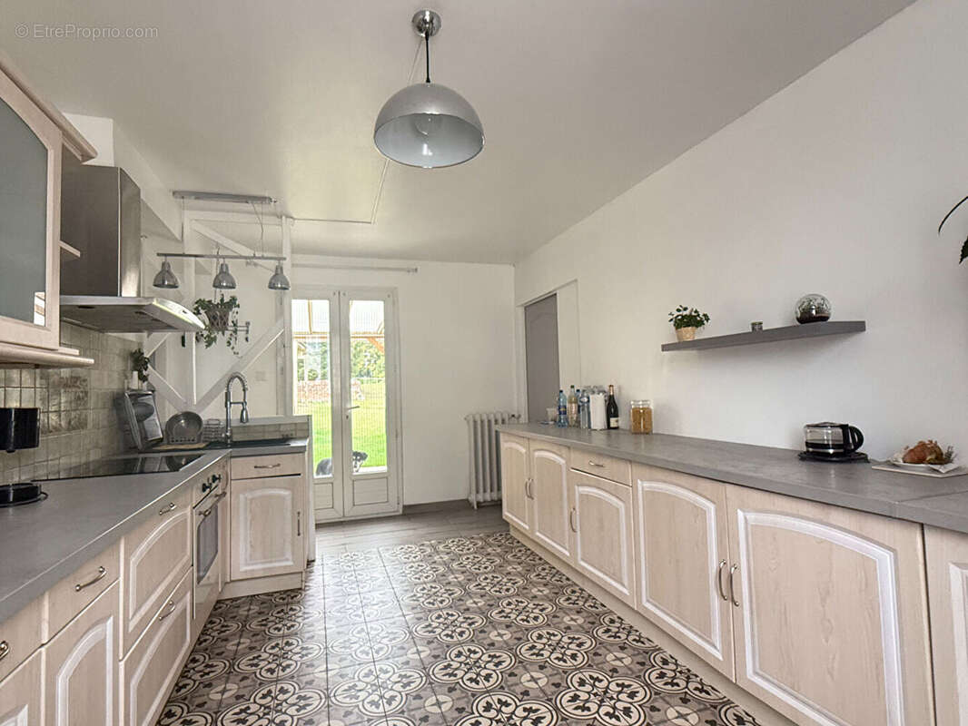 Maison à OURSEL-MAISON