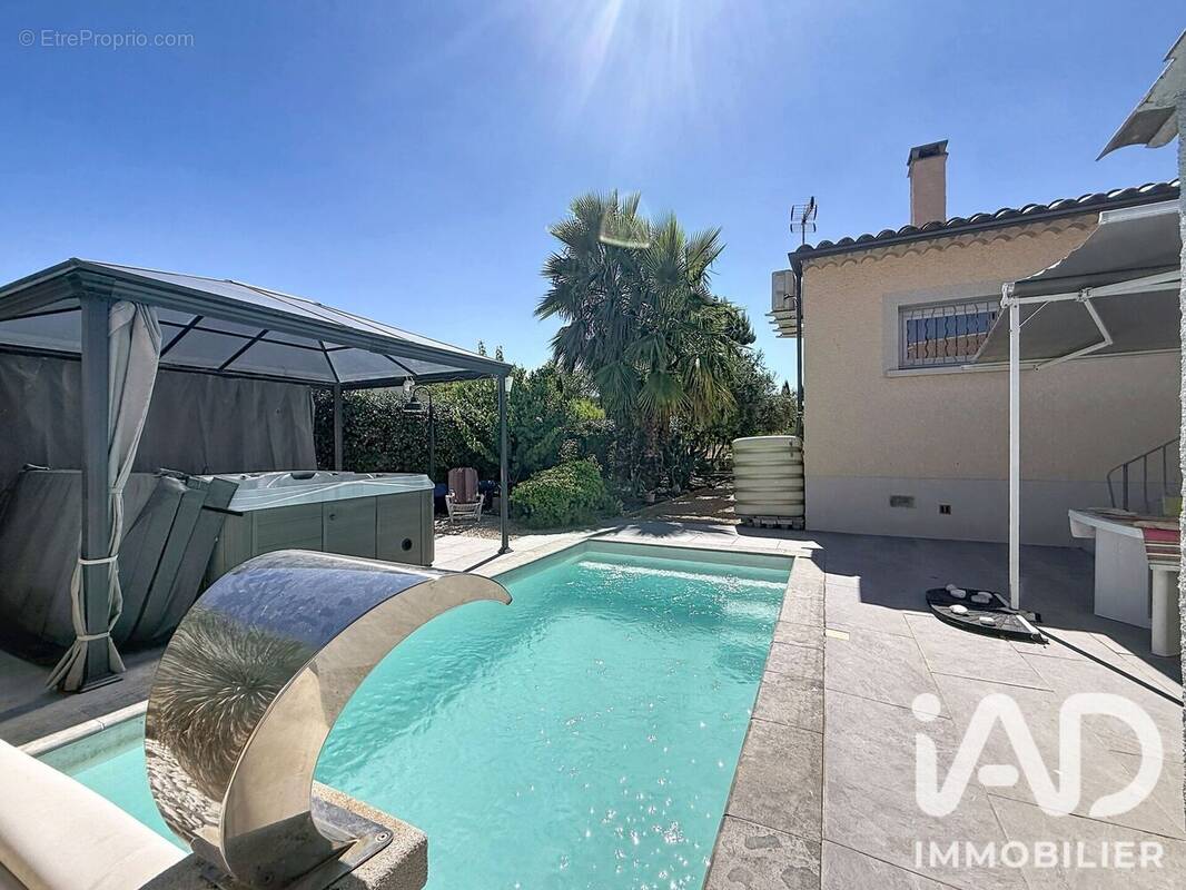 Photo 1 - Maison à ROUJAN