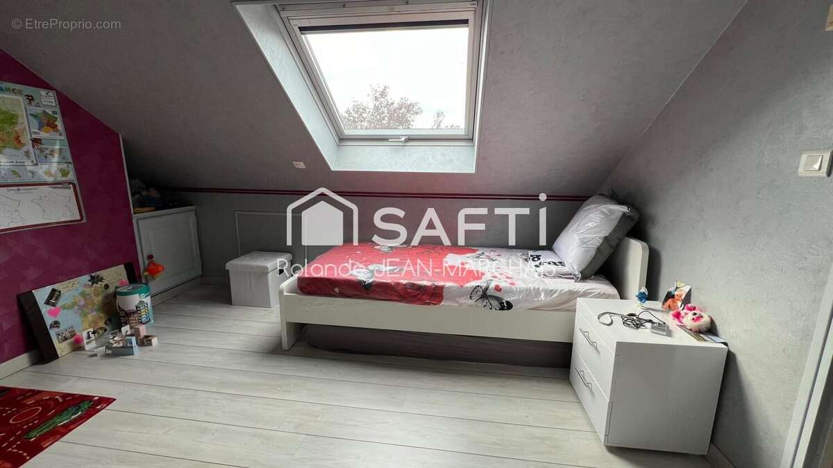 Photo 9 - Maison à LES BORDES