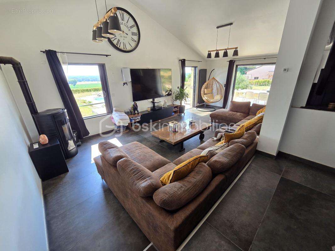 Magnifique Villa de prestige de 267m² à LA SALLE - photo 10