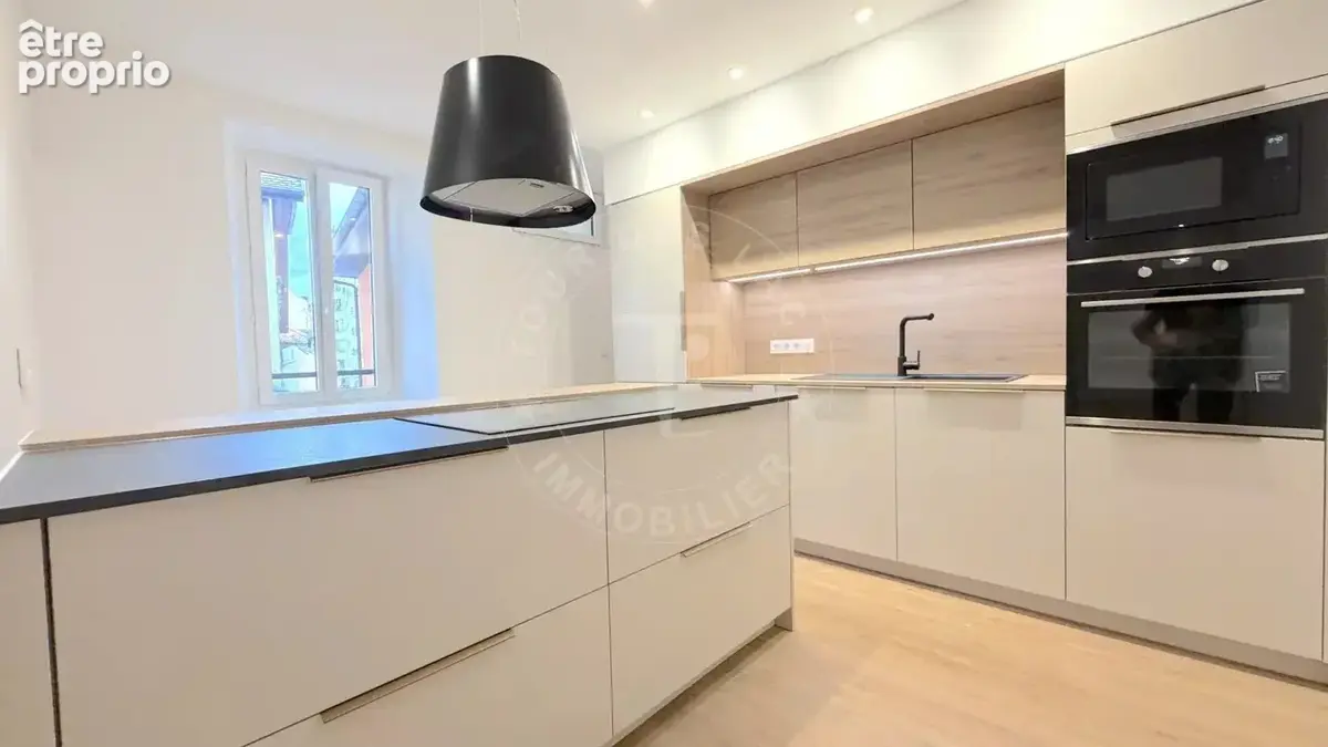 Annecy, superbe T3 duplex rénové à vendre - photo 8