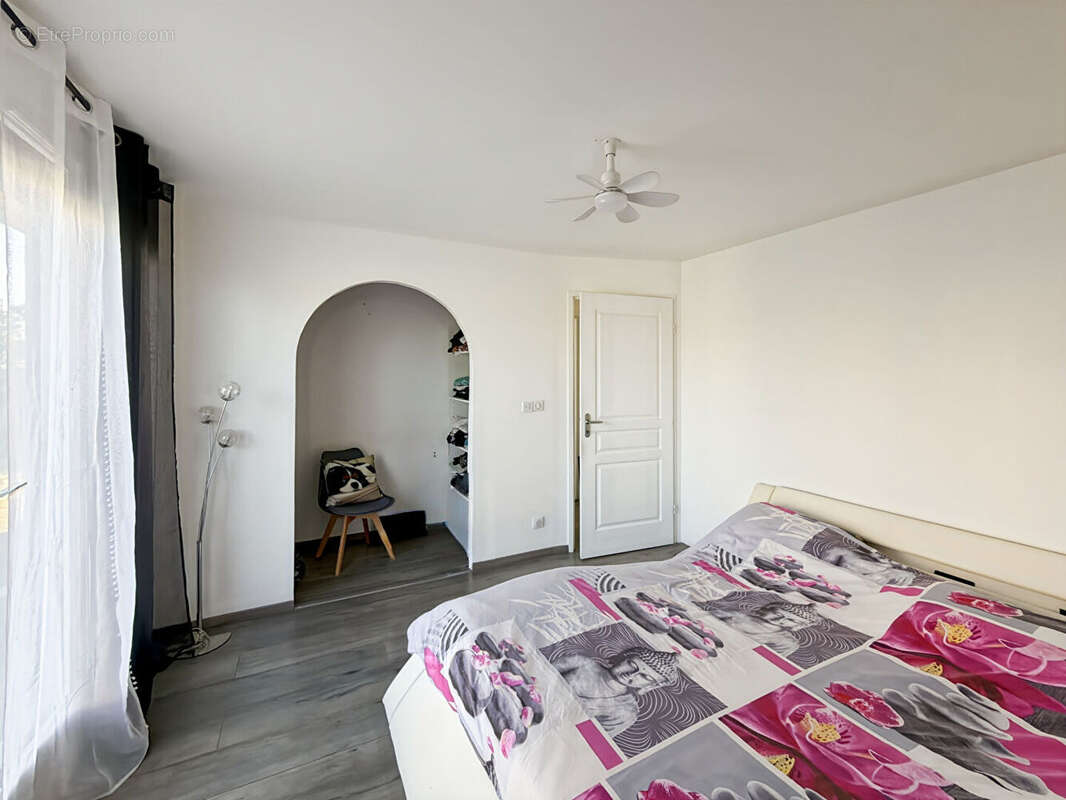Maison Rauzan 4 pièce(s) 61 m² - photo 5