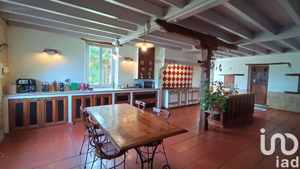 Photo 9 - Maison à MONTENDRE