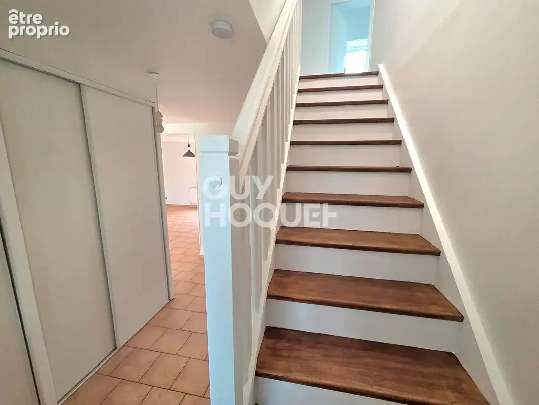 Maison à vendre à Caudebec-lès-Elbeuf - 4 chambres - photo 9