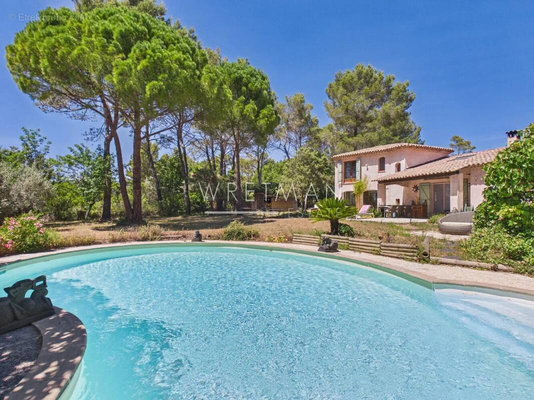Maison à FAYENCE