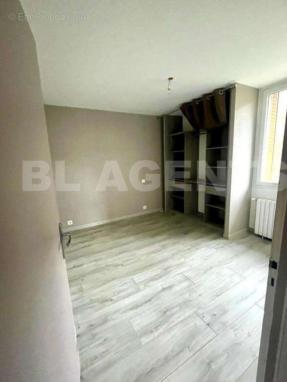 EBA17718-A433-4517-A437-A619442387A2 - Appartement à LAGUENNE