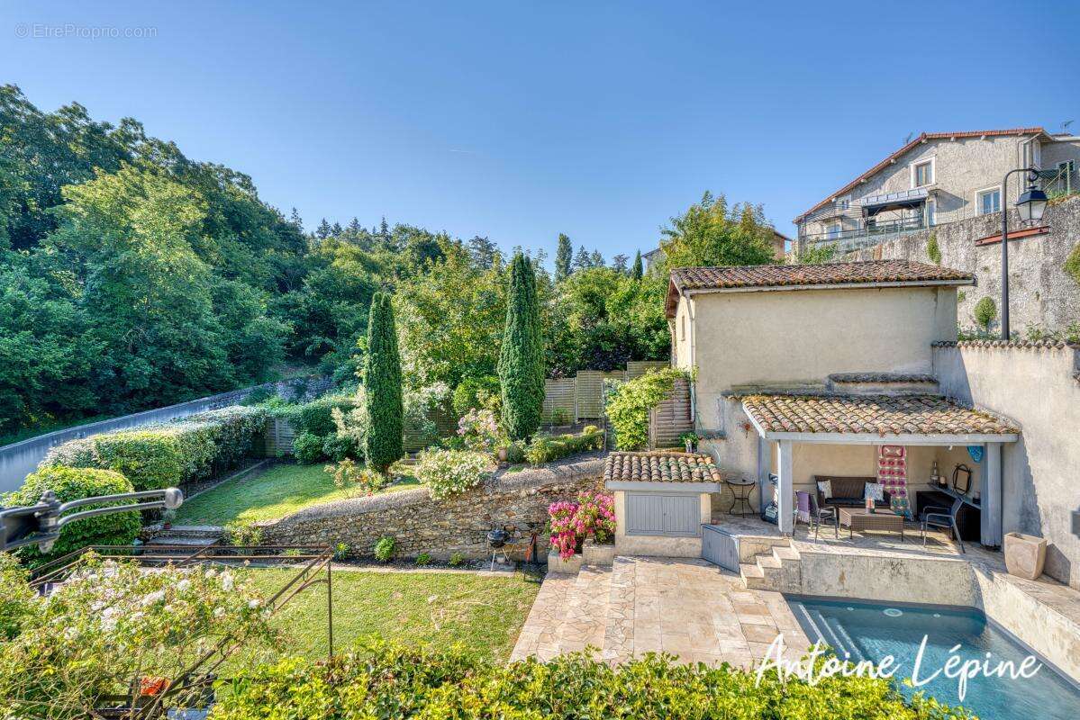 Maison à TERNAY