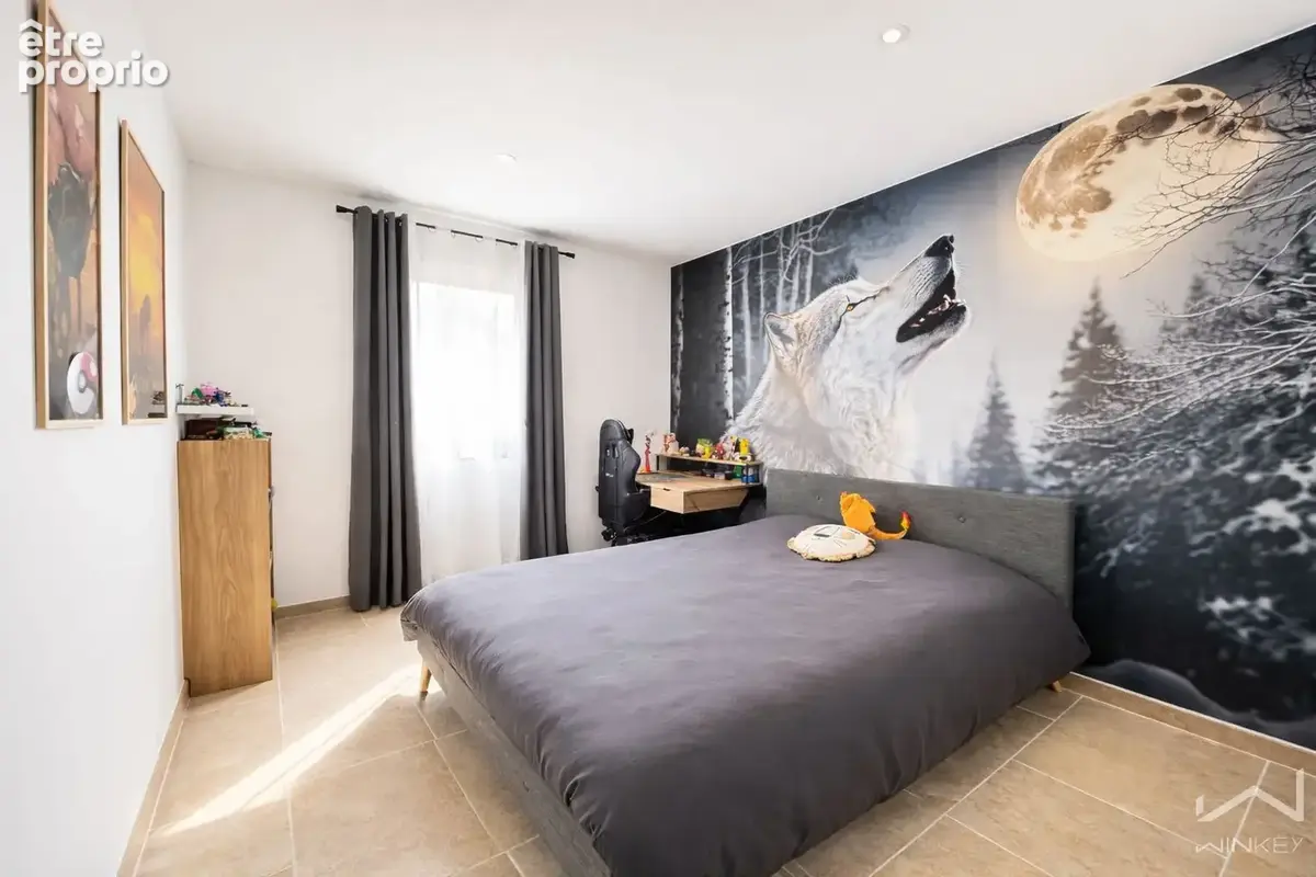 Maison contemporaine avec jardin et piscine, 5 chambres, garage   Saint-Martin-d’Ardèche - photo 9