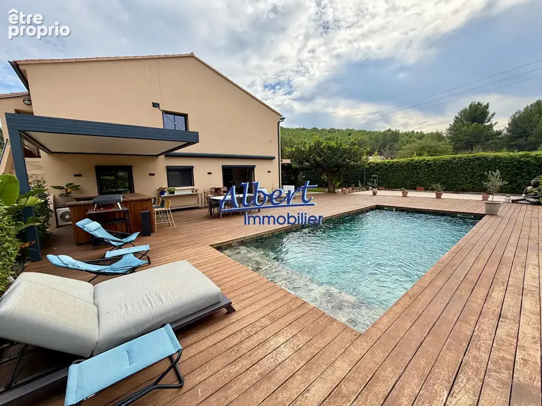 Maison Sanary Sur Mer 6 pièce(s) 170.60 m2 - photo 2
