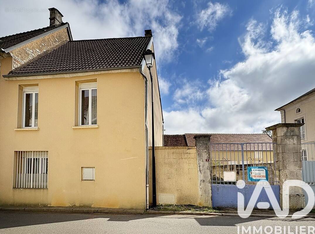 Photo 1 - Maison à THURY