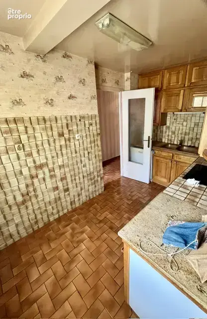 Appartement 86.50m2 avec garage au calme en plein coeur de ville avec un beau potentiel - photo 9