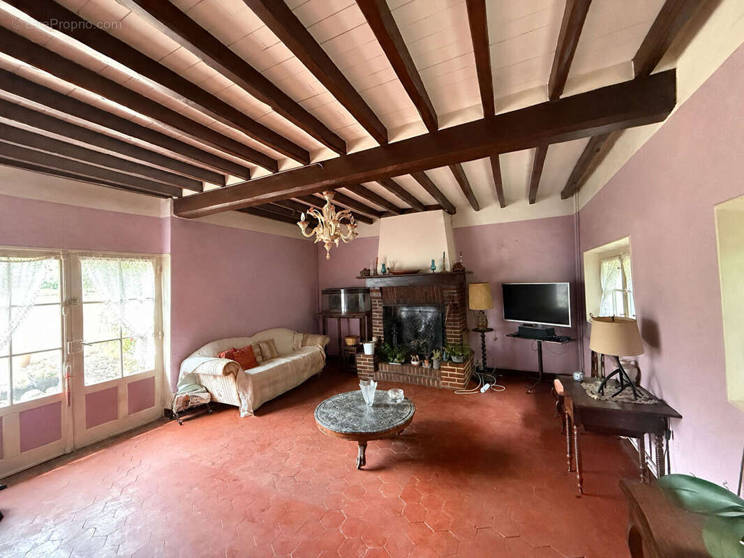 Maison de caractère et seconde maison indépendante - La Madeleine de Nonancourt 7 pièce(s) 142 m² - photo 3