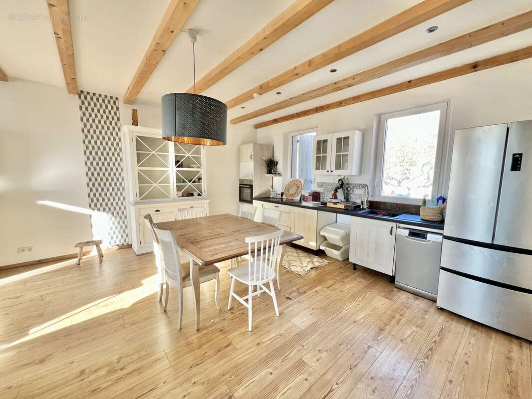 Appartement à SAINTE-TULLE