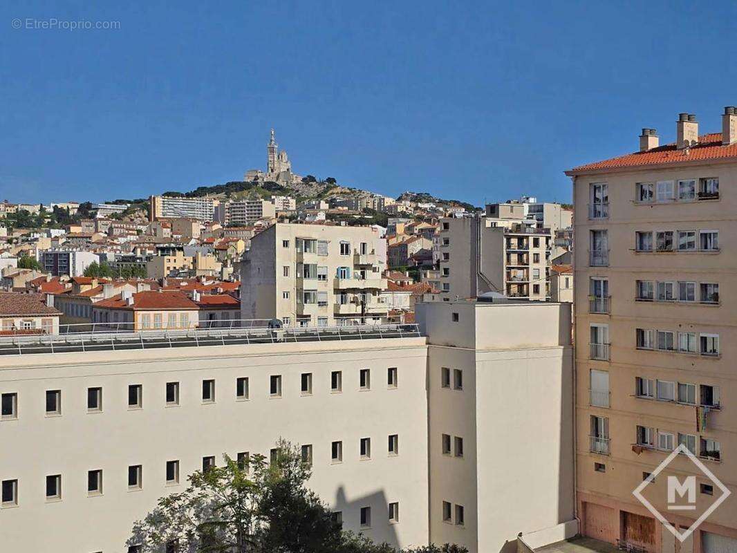 Appartement à MARSEILLE-7E