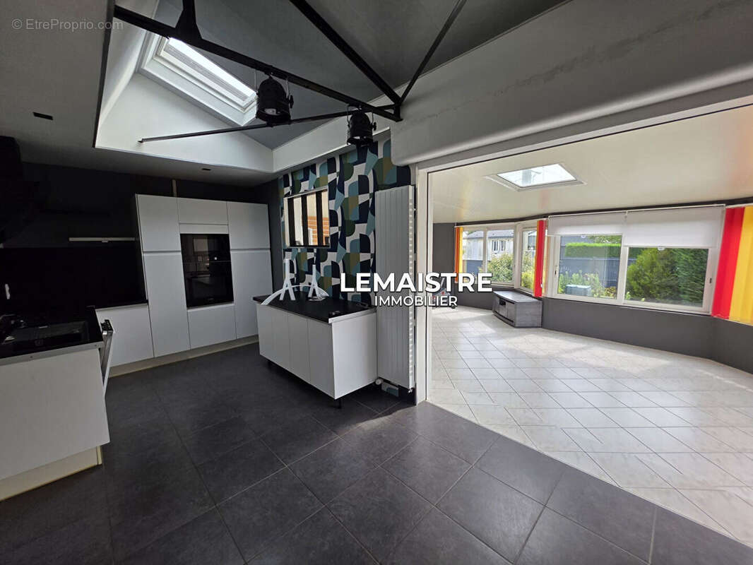 Maison à vendre - Le Havre Dollemard - Plain-pied - 100 m² - 2 chambres - Piscine - photo 4