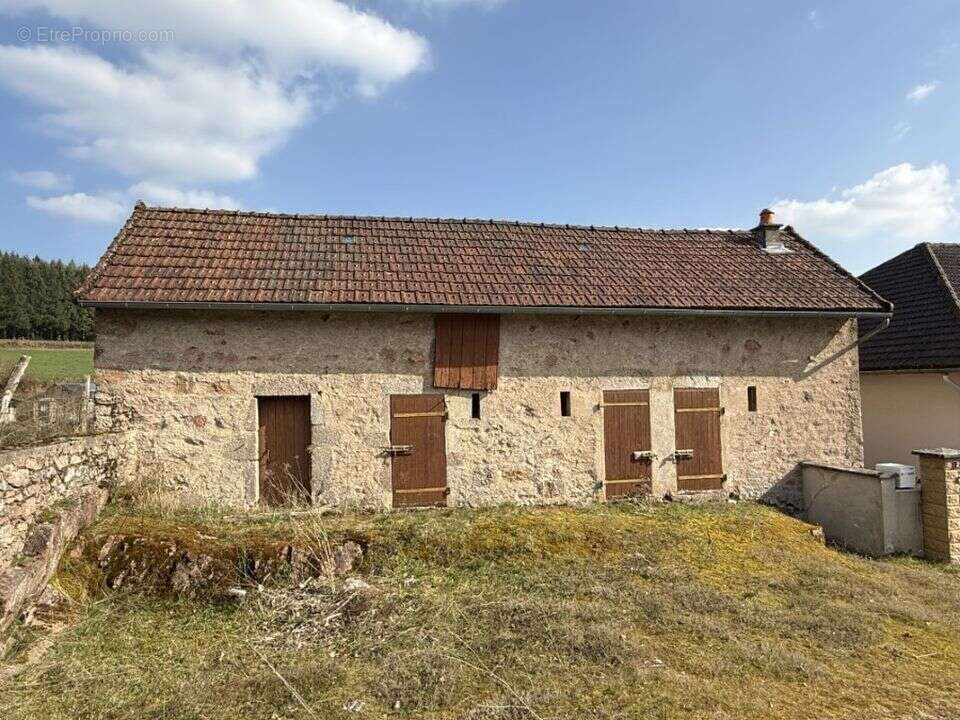 Maison à ALLIGNY-EN-MORVAN