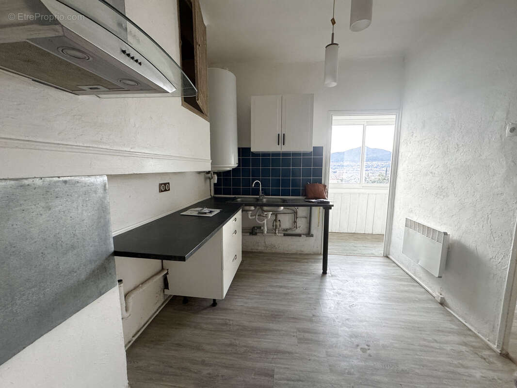 Appartement à LES MEES