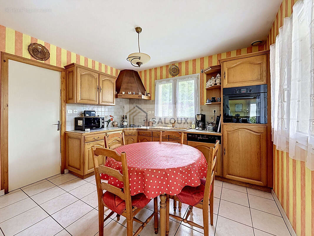 Maison à NOYAL-MUZILLAC