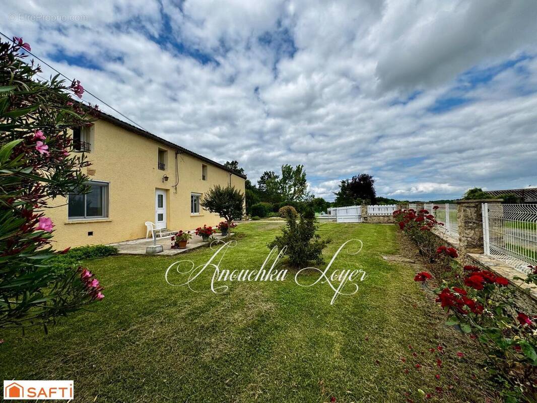 Photo 1 - Maison à GORNAC