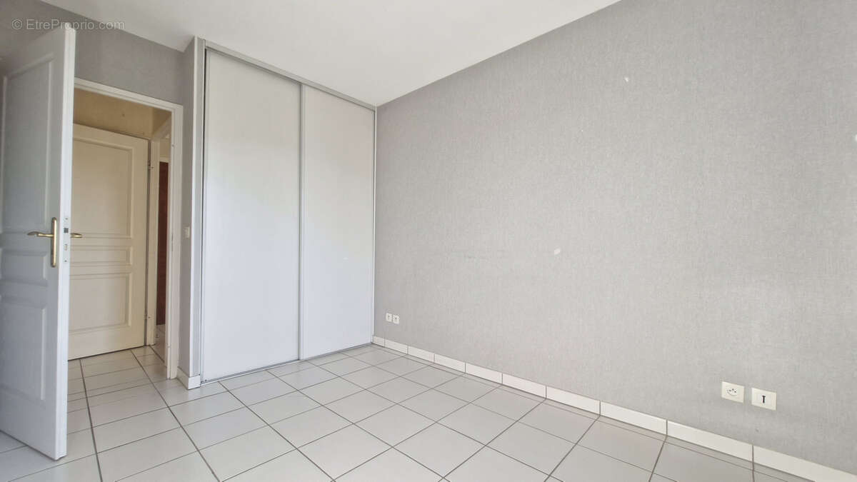 Appartement à PRINGY