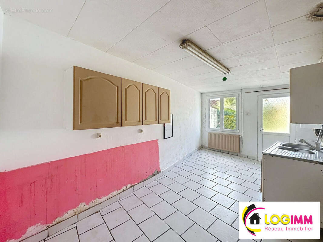Maison 80 m² à Vieux-Conde  - photo 2