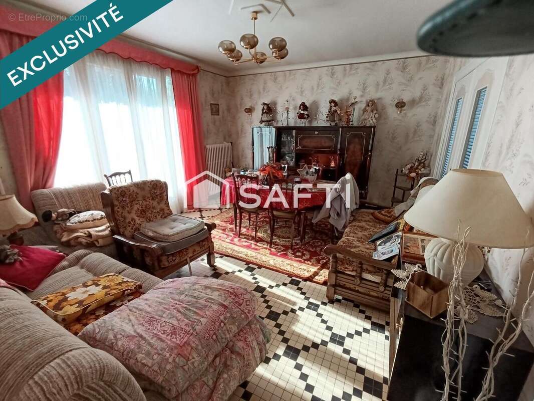 Maison 150 m² à Angliers  - photo 5